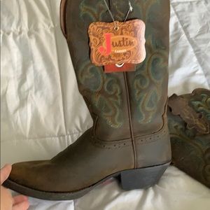 Women’s Justin cowboy boots